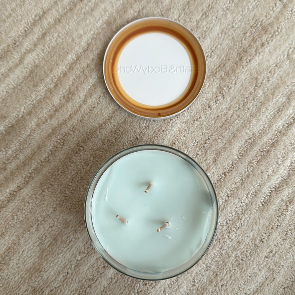 Bath And Body Works 3-wick Candle London Tea & Biscuits 14.5 Oz HTF Scent - Picture 4 of 16